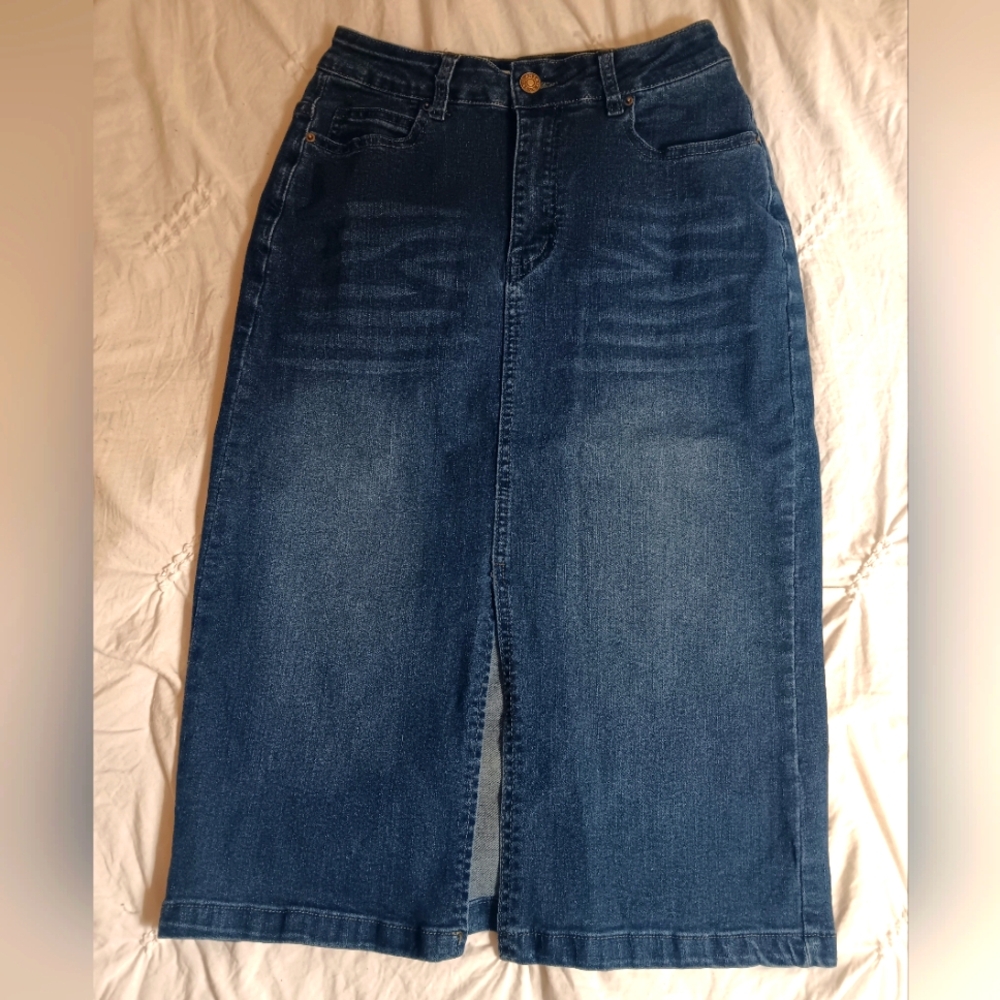 Classic Blue Denim Pencil Skirt